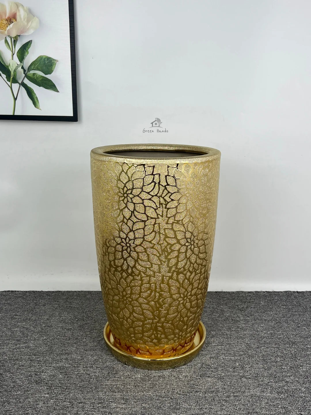 Golden Ceramic VIP Planters - Elevate UAE Homes with Luxury & Style