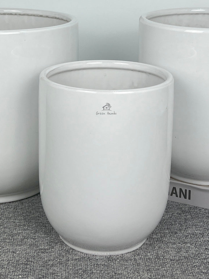 Elegant White Glossy Ceramic Pots: Best Value for Money with Base Plates and Drain Holes | Now in Dubai & Abu Dhabi