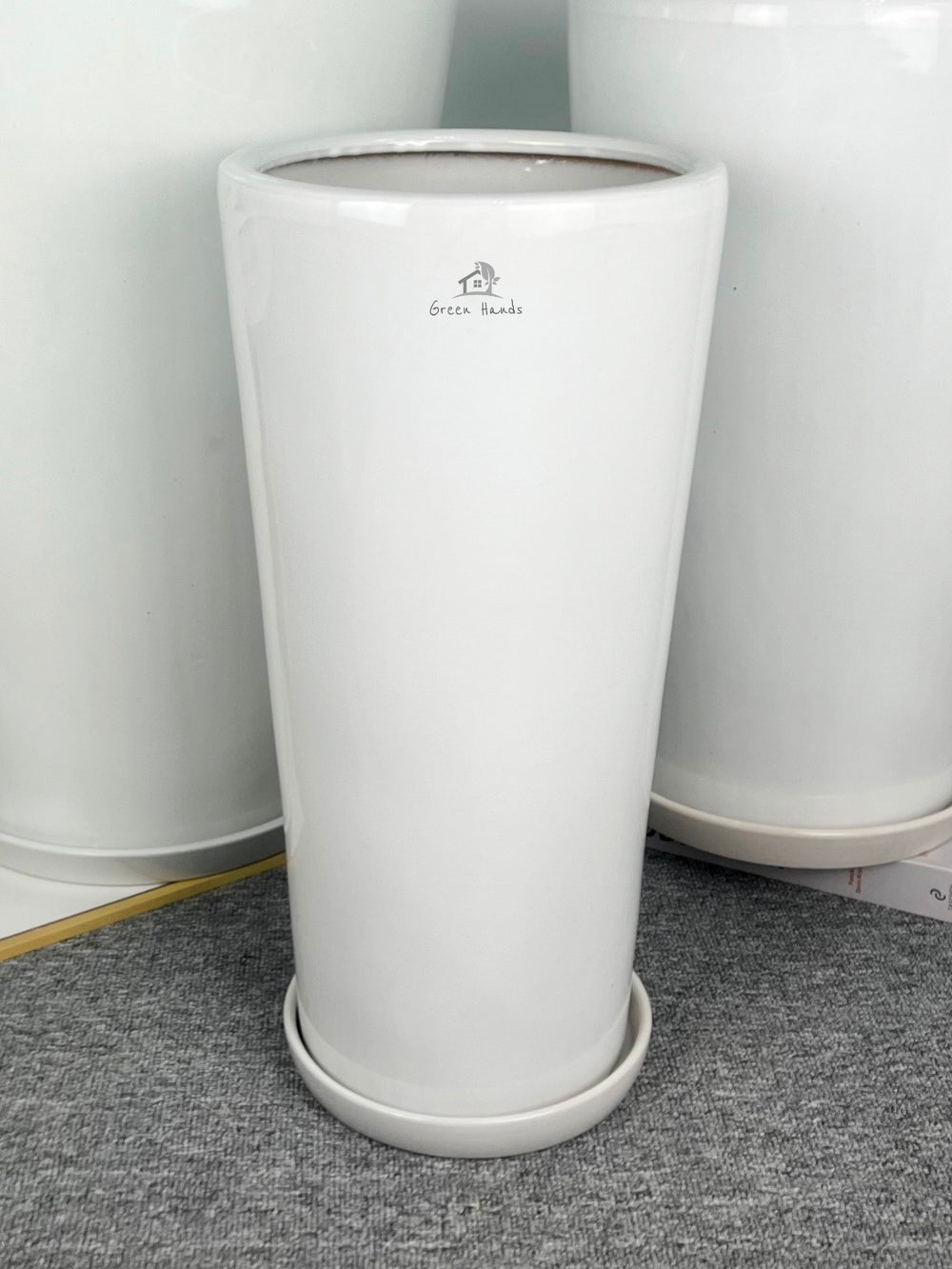 Premium Tall White Ceramic Pots with Matching Base Plates in Dubai & Abu Dhabi: Perfect for Showcasing Statement Plants in Offices & Luxury Homes